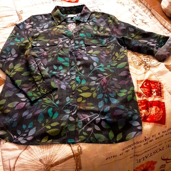 Colorful  leaf button down shirt - Picture 1 of 4